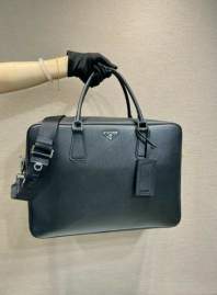 Picture of Prada Handbags _SKUfw197239124fw